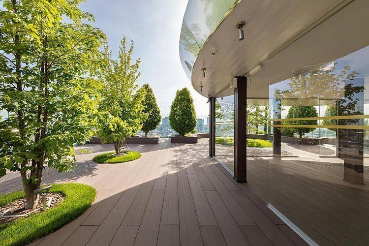 Royal Tower Residence Big Vip Apartment In Center Floor 27 Kiev Exterior foto