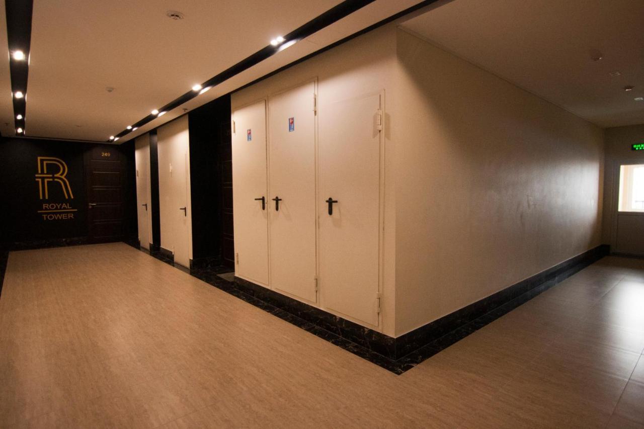 Royal Tower Residence Big Vip Apartment In Center Floor 27 Kiev Exterior foto